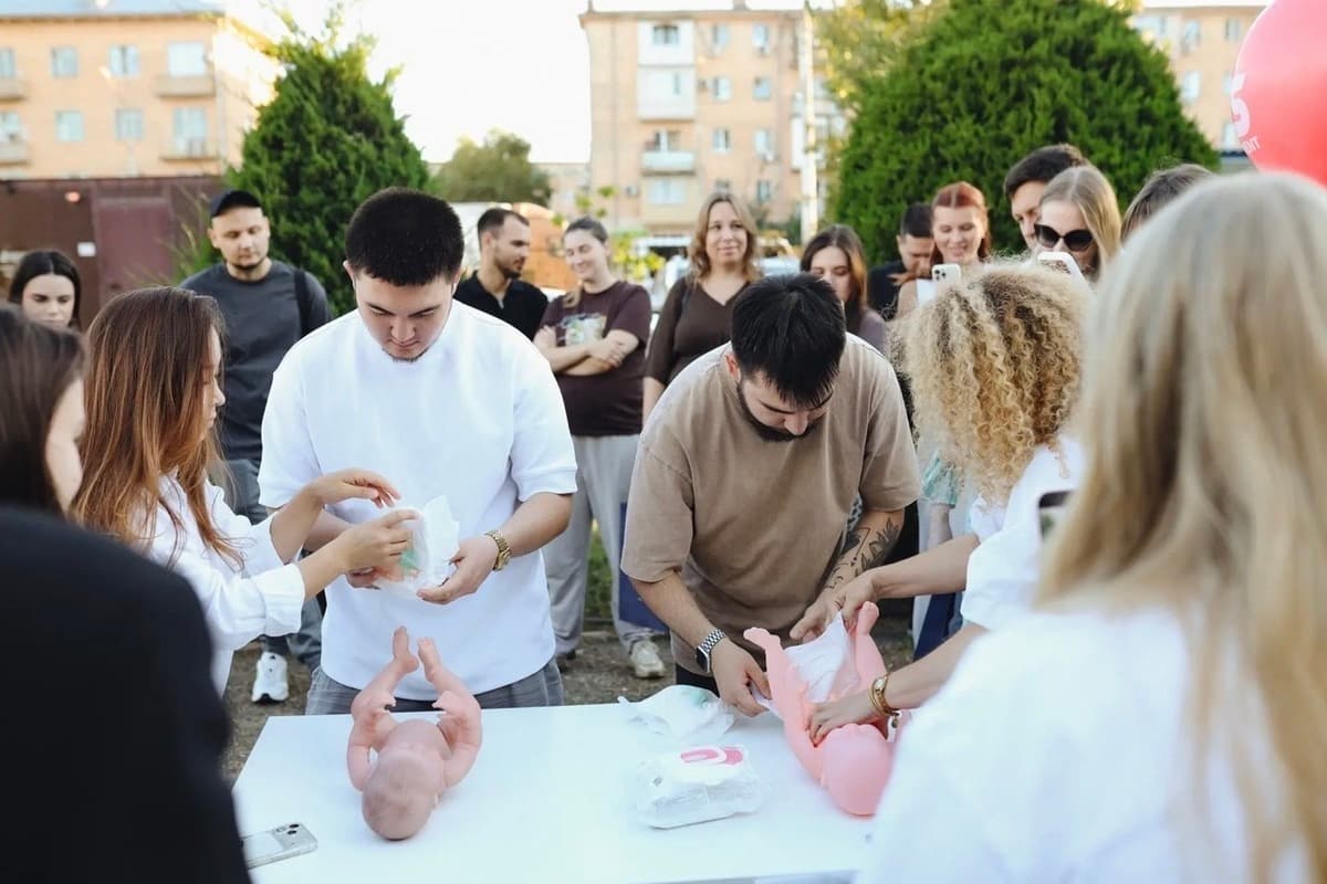 Более 200 будущих мам посетили фестиваль беременности в Астрахани
