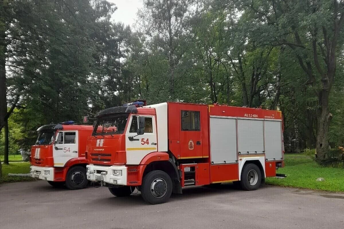 В Центральном районе Петербурга потушили пожар в неэксплуатируемом здании