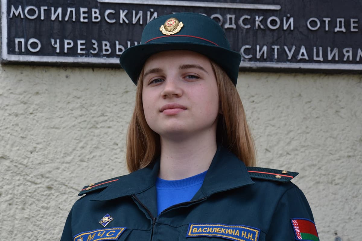 От гиревого спорта до народных танцев: как молодой специалист МЧС Нина Василекина совмещает службу и увлечения