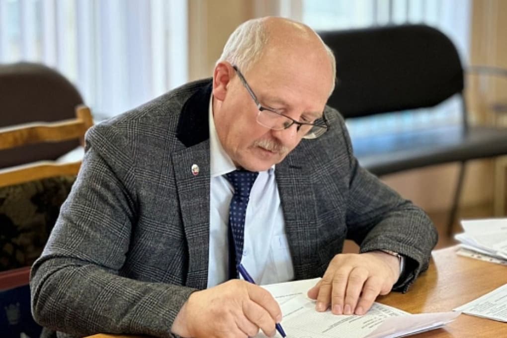 ЖКХ оказалось главной темой обращений петербуржцев к Ржаненкову