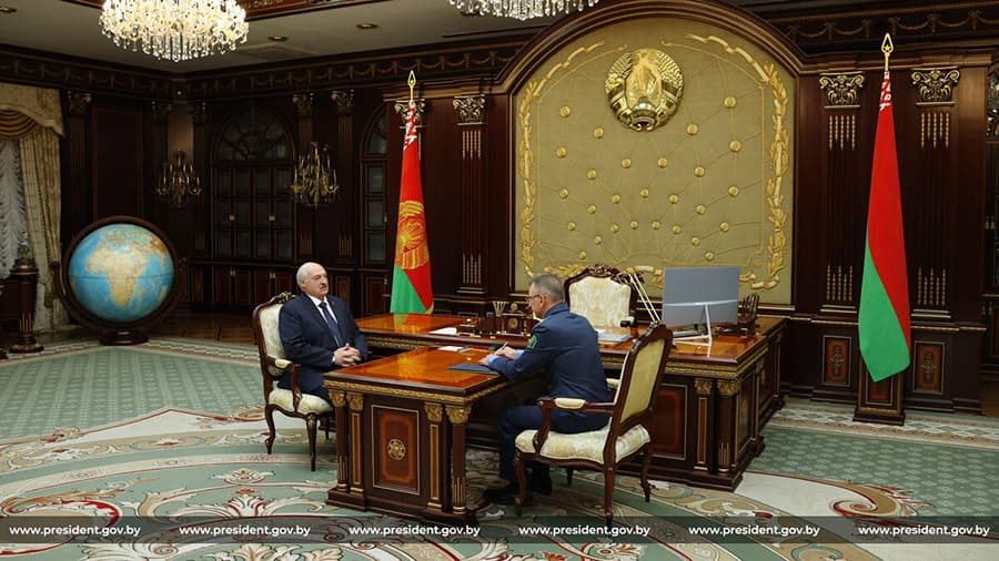 Лукашенко принял с докладом председателя Государственного таможенного комитета