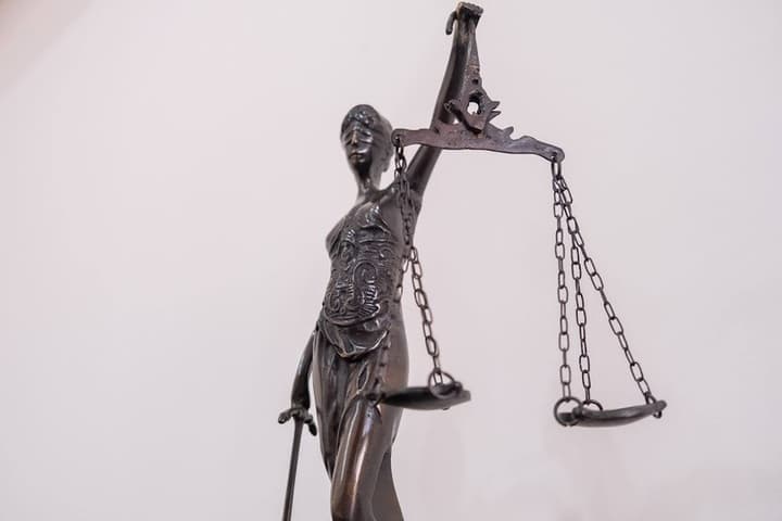 Московский суд продлил домашний арест волгоградским экс-чиновникам