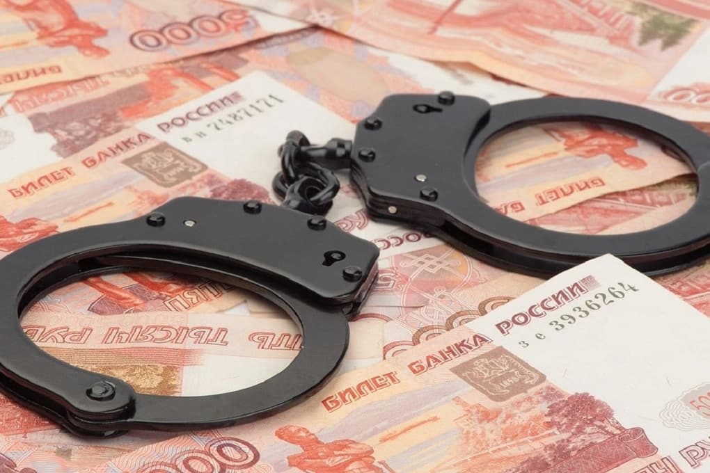 В Смоленске молодой человек украл у знакомого пенсионера более 1,2 млн рублей через его телефон