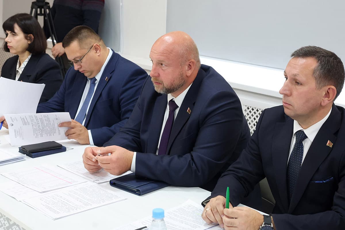 Как будет совершенствоваться управленческая вертикаль в укрупненных сельхозорганизациях Могилевской области