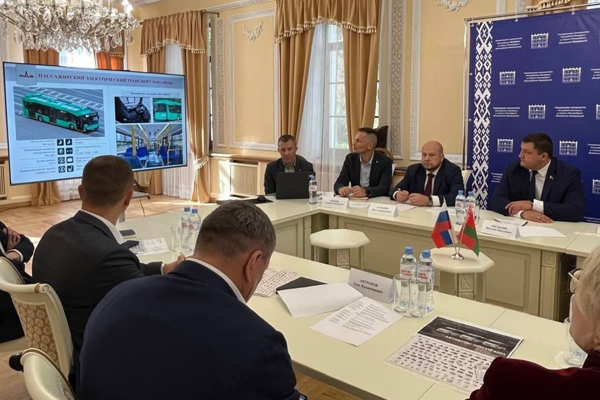 МАЗ представил в Санкт-Петербурге опыт использования электробусов