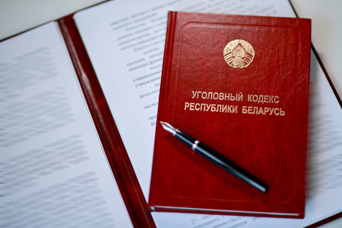 В Могилеве правоохранители пресекли продажу несертифицированных филлеров — изъято более 200 единиц