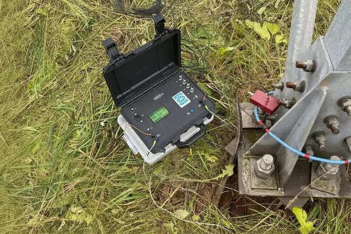 «Россети Центр и Приволжье» тестируют уникальный отечественный прибор для измерения сопротивления заземлителей опор ЛЭП