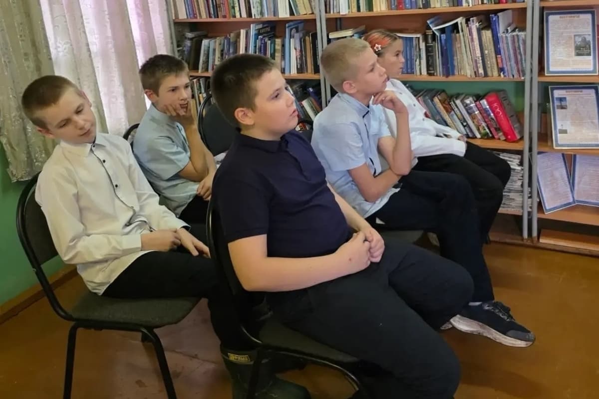 В библиотеке села Нижняя Пеша прошёл краеведческий час