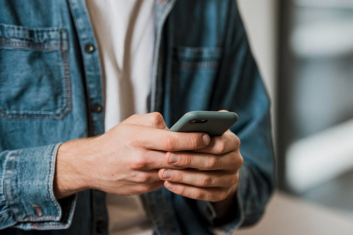 Кто больше не сможет войти в WhatsApp * и Telegram с 1 октября 2026 года