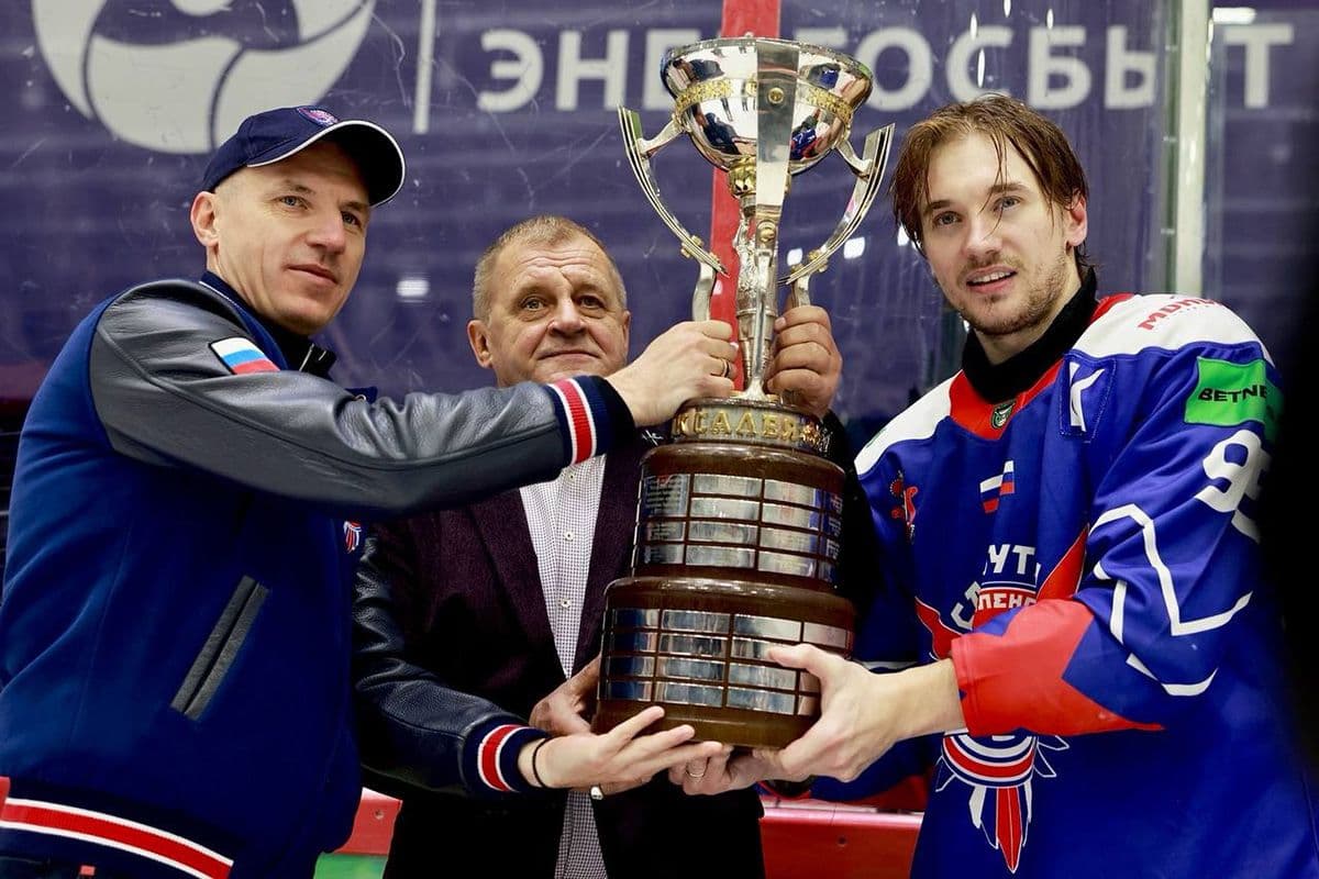 Смоленский «Славутич» — один из фаворитов чемпионата Беларуси по хоккею