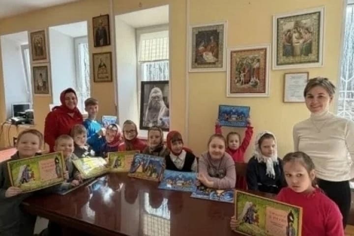 В Петрозаводске вновь открывает двери воскресная школа при Крестовоздвиженском соборе