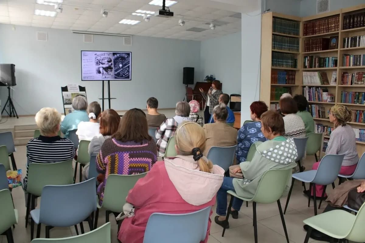 В Тамбове презентовали виртуальную выставку «Купеческий квартал: голоса торговых улиц»