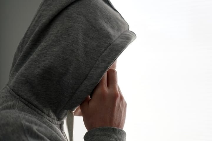 Туляков предупредили о мошенниках под видом замены шлагбаумов