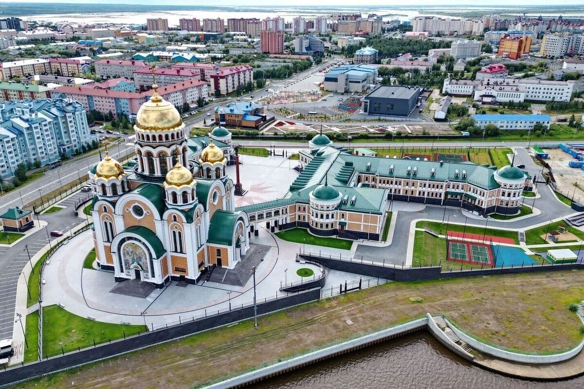 Путин дал старт большой подготовке к столетнему юбилею Ямала