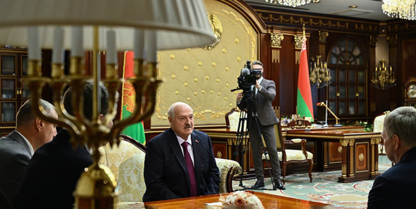 Александр Лукашенко заявил о готовности Беларуси к углублению кооперации с Россией в авиастроении