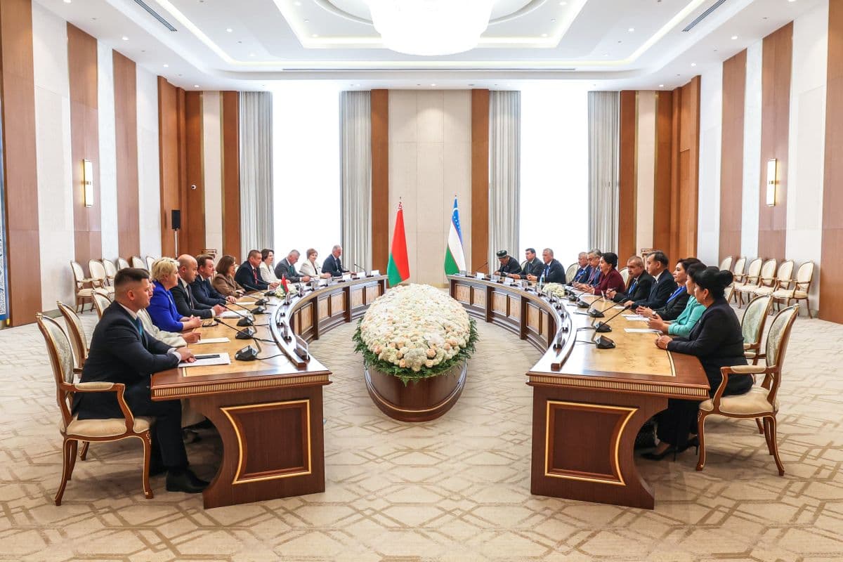 Парламентская делегация во главе с Кочановой принимает участие в Узбекско-Белорусском форуме в Хиве