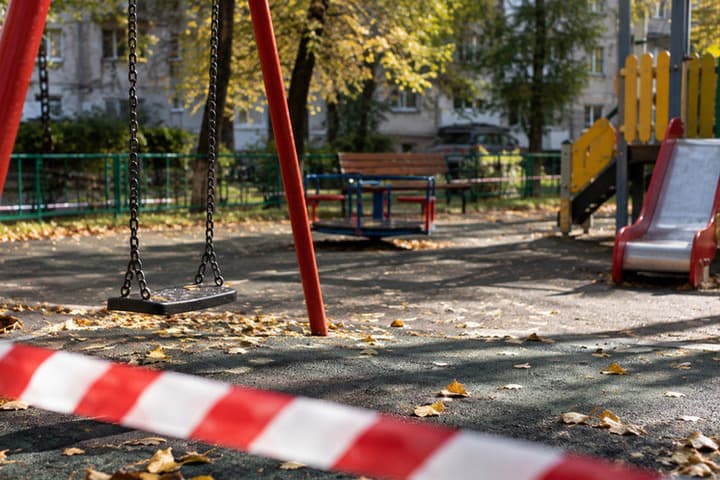 Стали известны новые подробности о девочке, напавшей с ножом на детей в Новосибирске