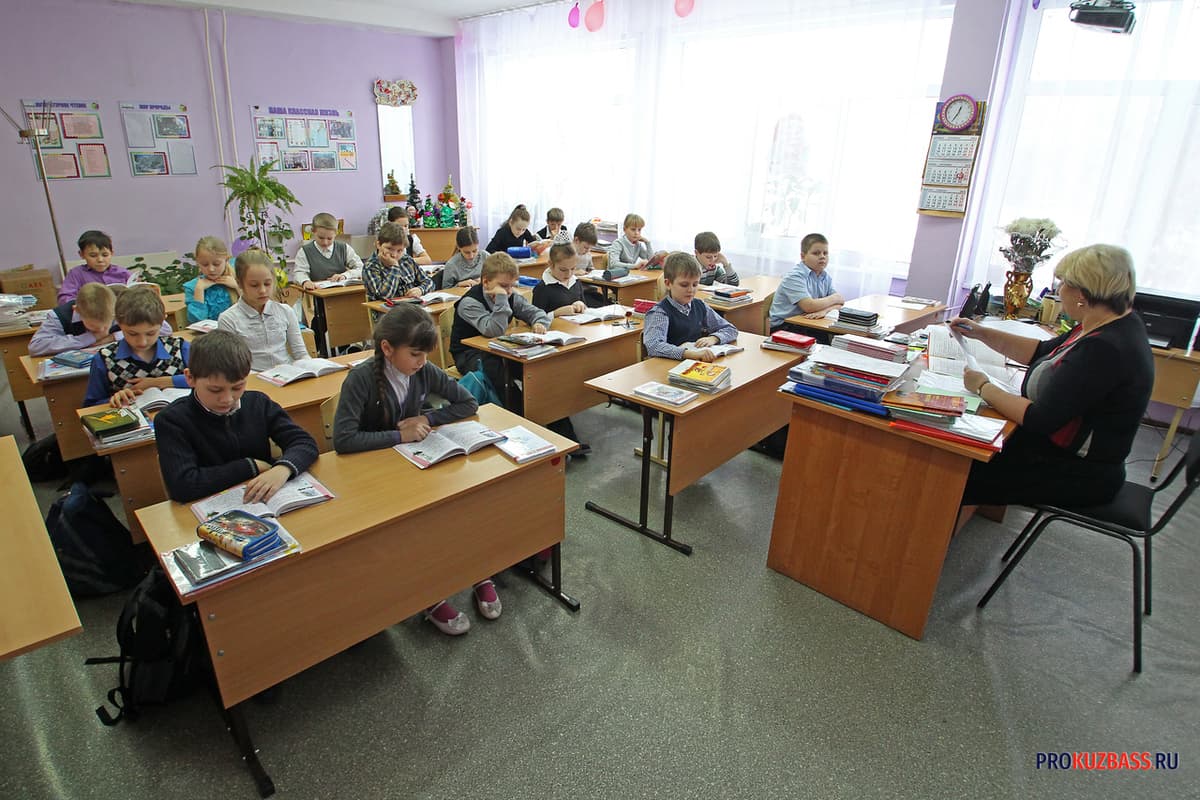 Учителям труда рекомендовали знакомить школьников с реальным производством