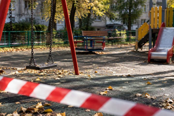 Следователи завели уголовное дело о нападении 12-летней школьницы на детей в Новосибирске