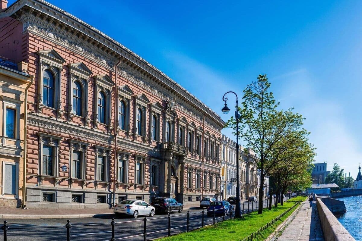 Многострадальный особняк Штиглица уйдет с молотка
