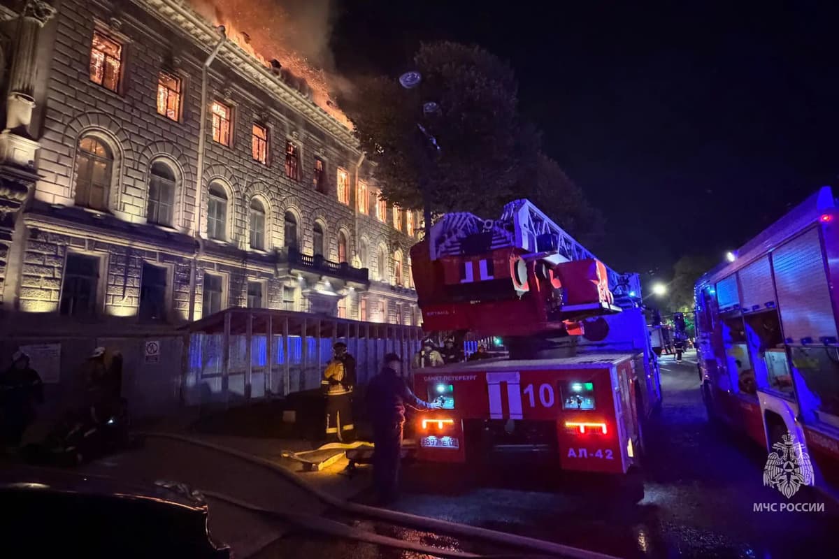 Загоревшийся в Петербурге особняк Миллера собирались отреставрировать за 768 миллионов рублей