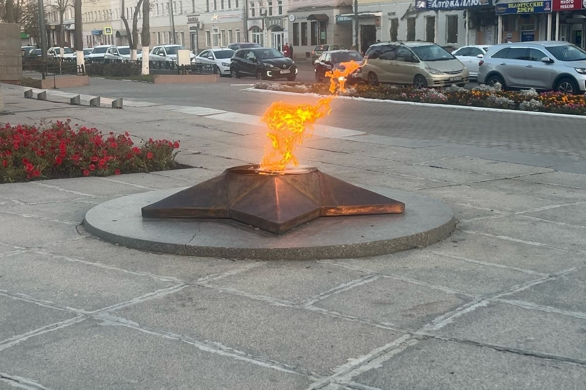 Мемориал у шурфа № 4/4-бис в Калининском районе Донецка реконструируют