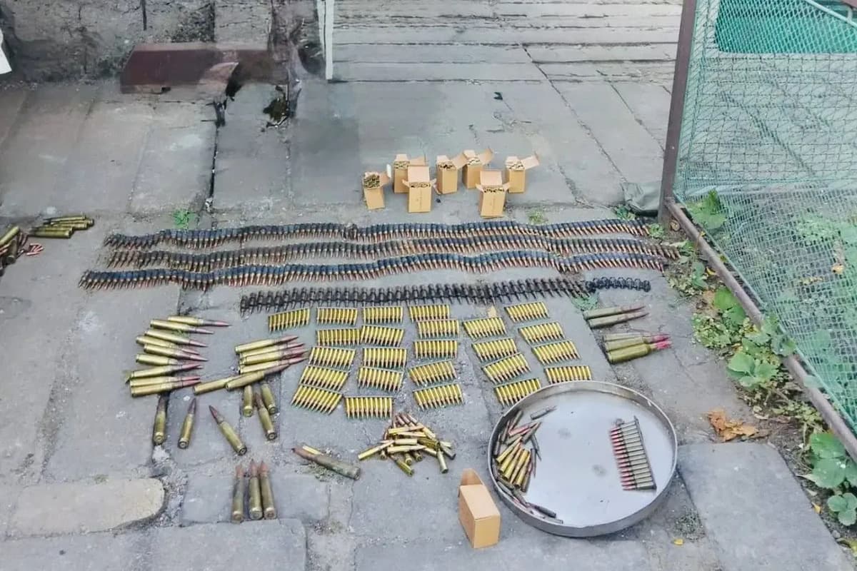 В Донецке у местного жителя изъяли арсенал оружия и боеприпасов