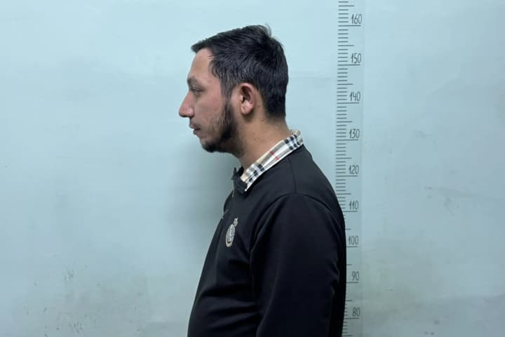В Каменске-Уральском задержаны подозреваемые в краже у пожилой женщины