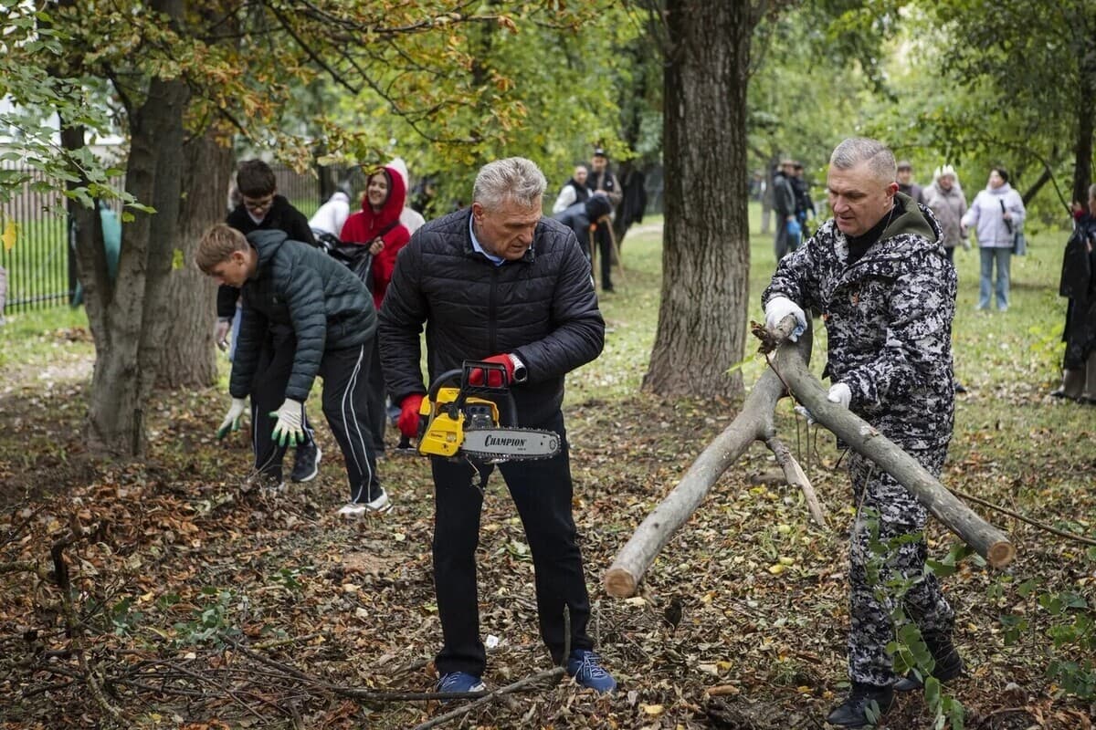 В Курске привели в порядок дорожку к Лицею 21