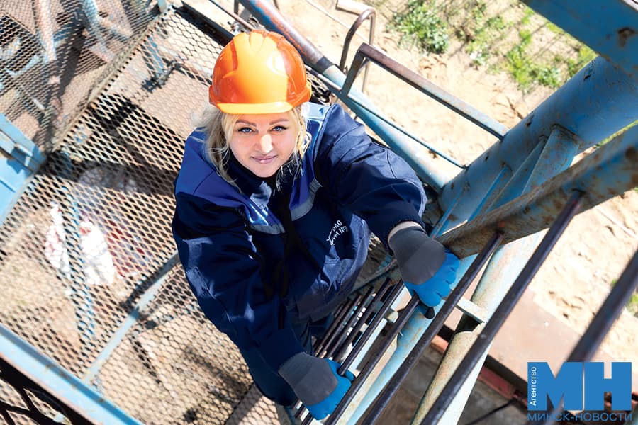 Pourquoi la construction a cessé d'être seulement une occupation masculine, appris par le machiniste de la grue de tour Natalia Marmysh