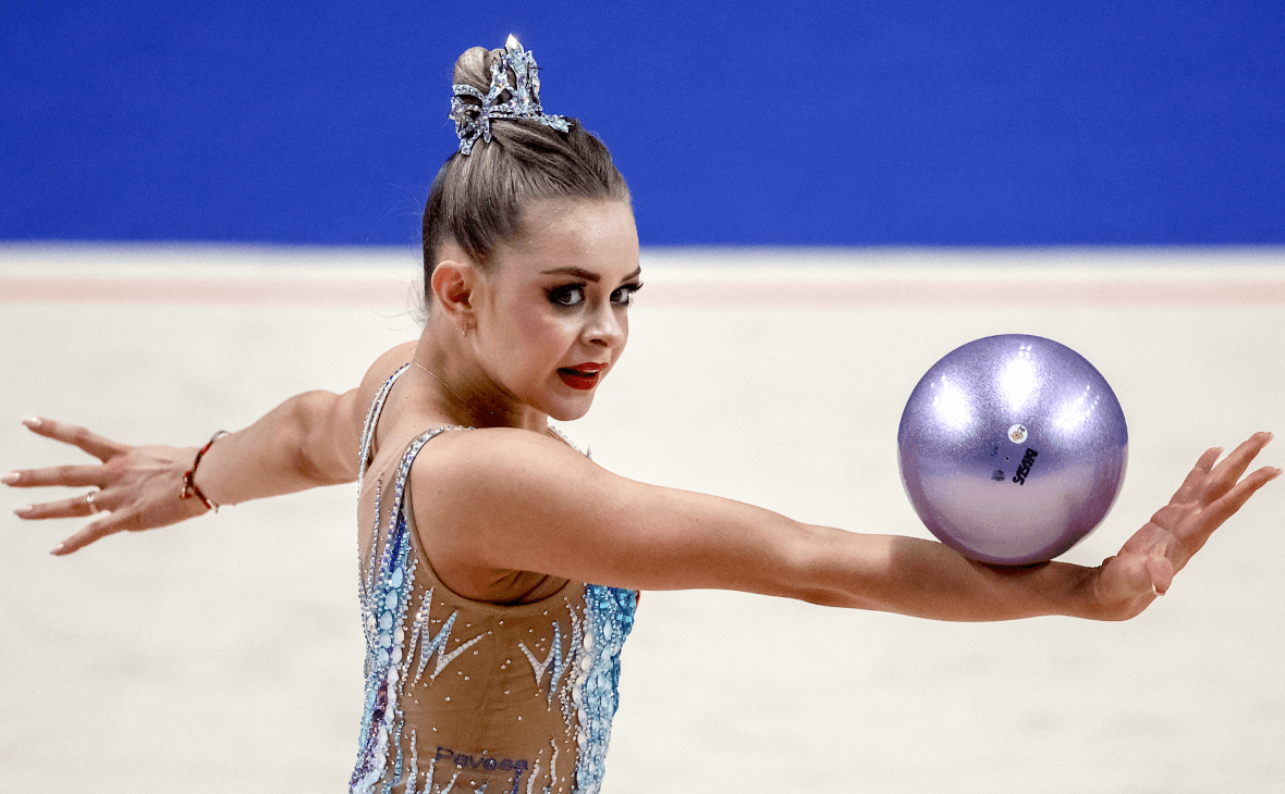 Чемпионка России по художественной гимнастике завершила карьеру в 19 лет