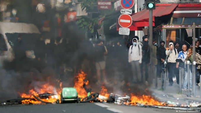 France gripped by student protests amid overcrowded classrooms and teacher shortages