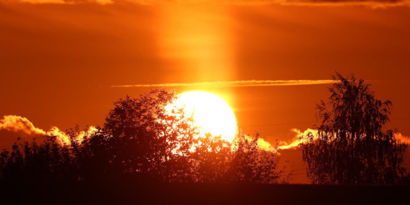 Day late: Earth survives second magnetic storm in autumn