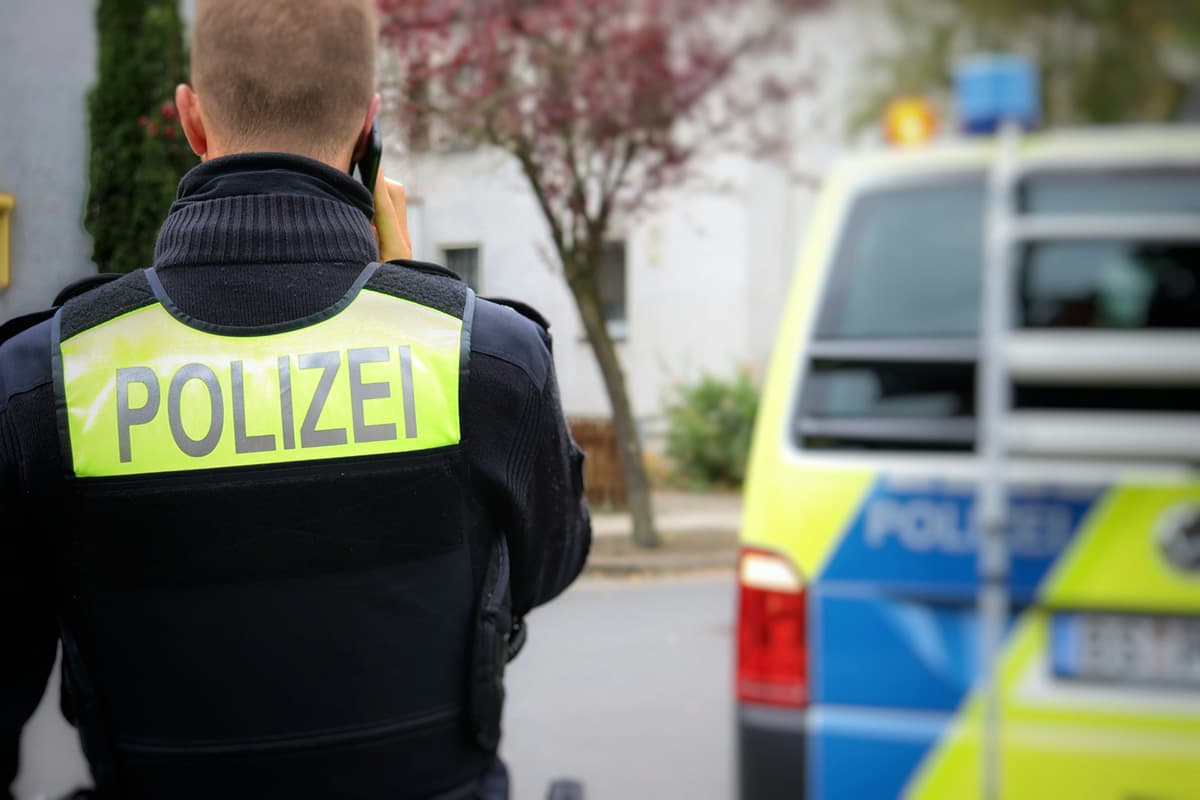 Passenger on flight to Egypt caused collapse at Stuttgart airport with bomb report