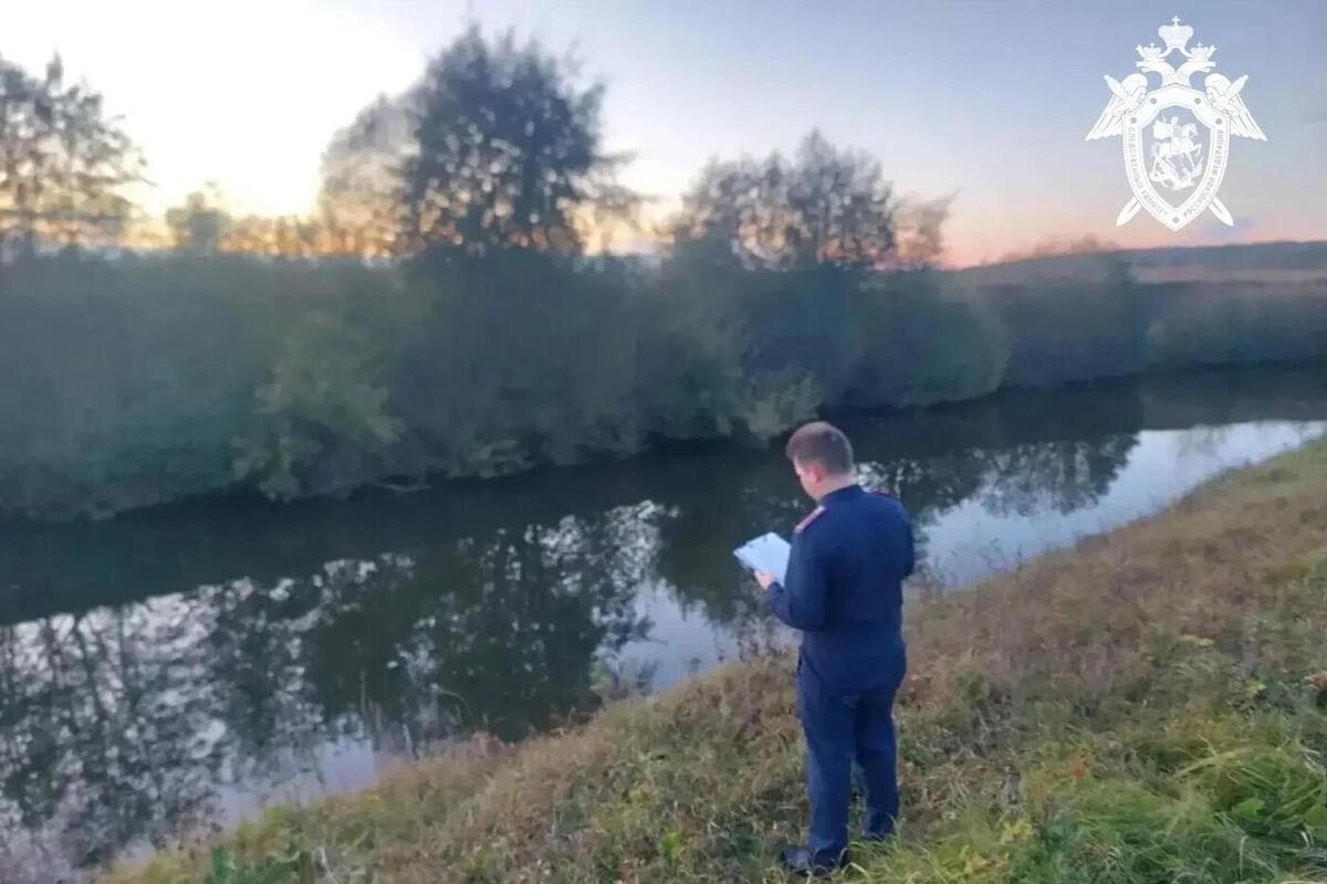 In the civil district in the river found the body of a 67-year-old man