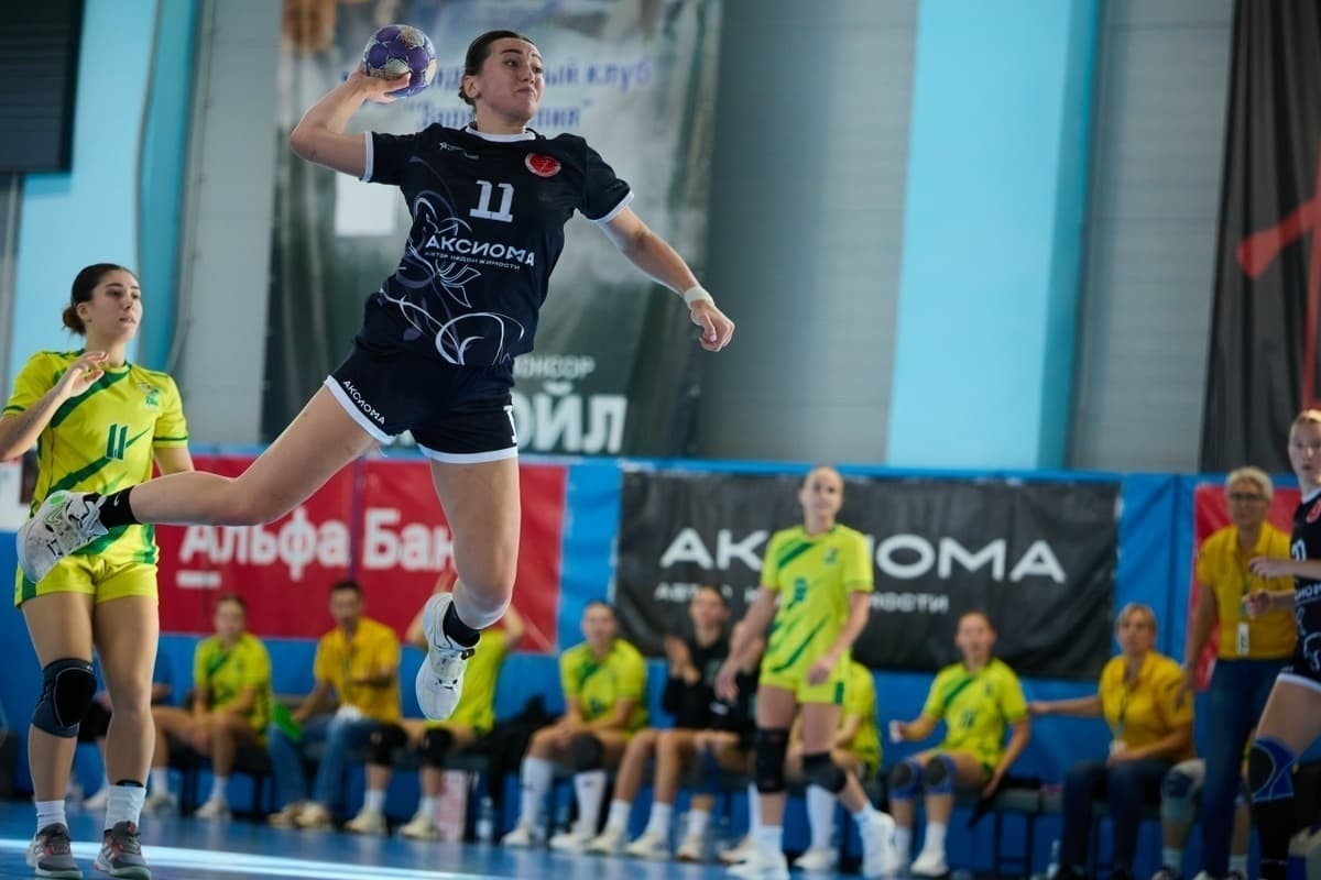 Handball players “Astrakhanochka” lost at home “Kuban”