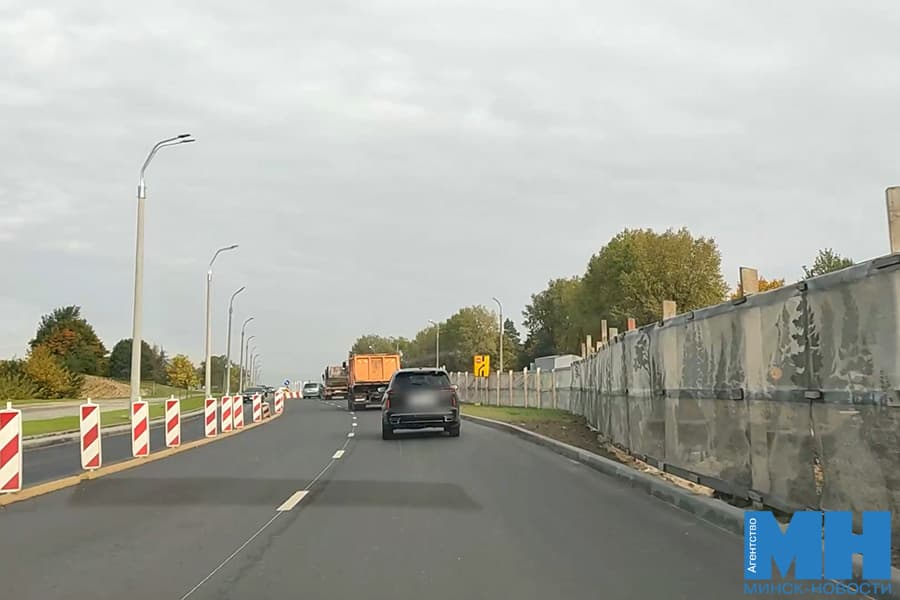 На участке Долгиновского тракта изменилось движение транспорта. Что нужно знать водителям