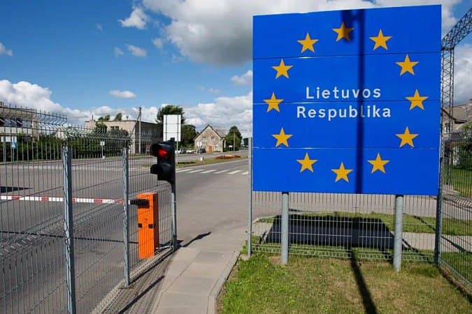 Lithuania ready to pay for permanent US military base
