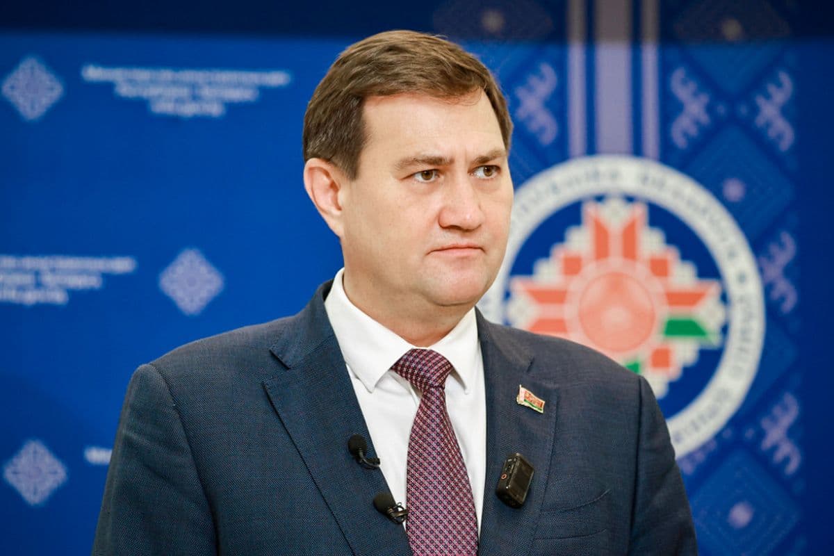 Ryzhenkov a commenté la possibilité de rencontrer Loukachenko et trump