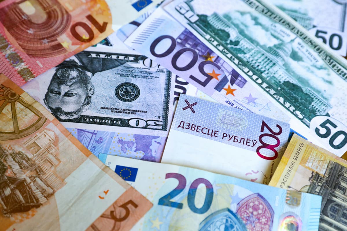 In September, individuals in Belarus sold $206.9 million more than they bought