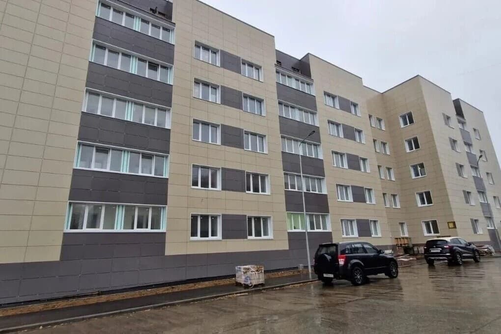 The unfinished hostel in Zapolyarny will turn into a house with 45 apartments after 27 years