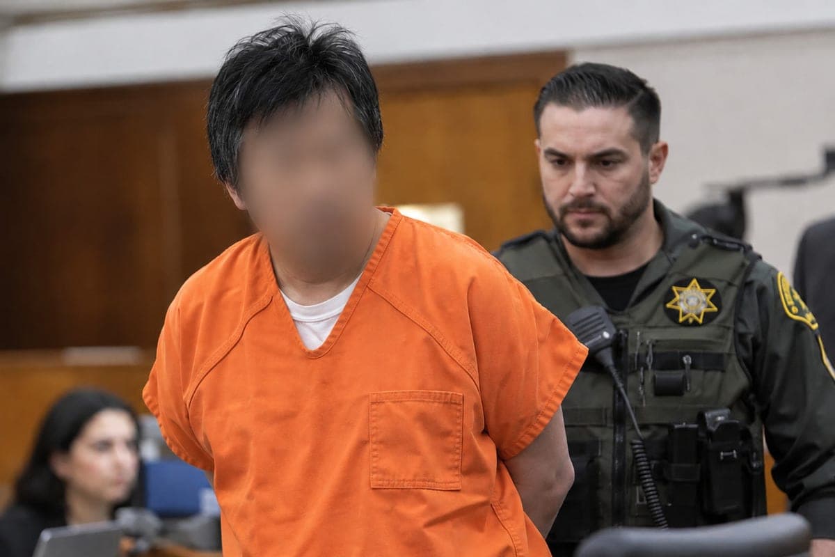 Driver shoots police officer after saluting and gets huge sentence