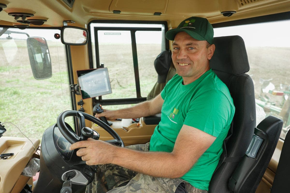 The delegate of the VNS mechanizer Sergey Maksimets – how life in the village has been transformed over 30 years