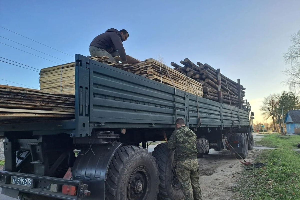 Оленинцы продолжают активную помощь фронту