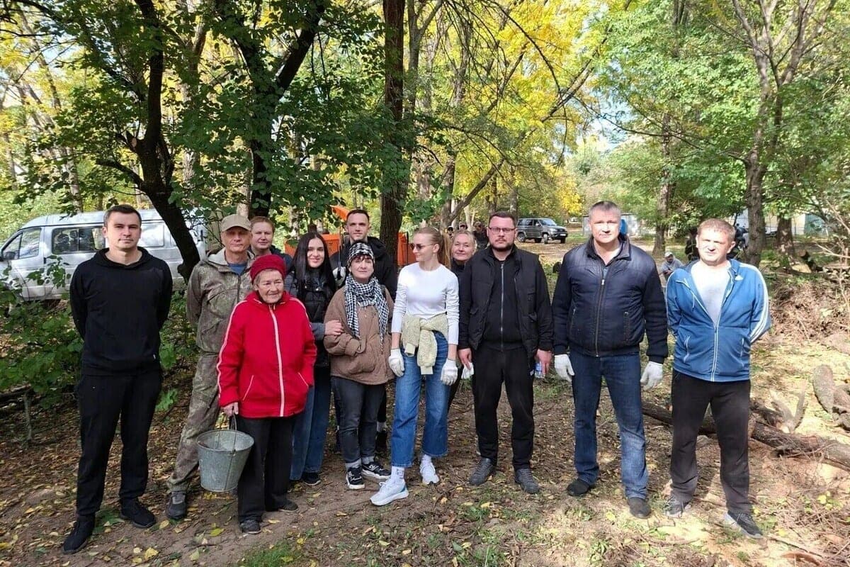 На Гидрострое провели акцию по благоустройству зеленой зоны
