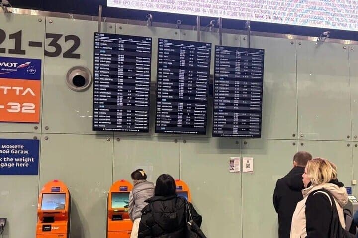 During the night, Pulkovo received 25 aircraft as a spare for Moscow airport