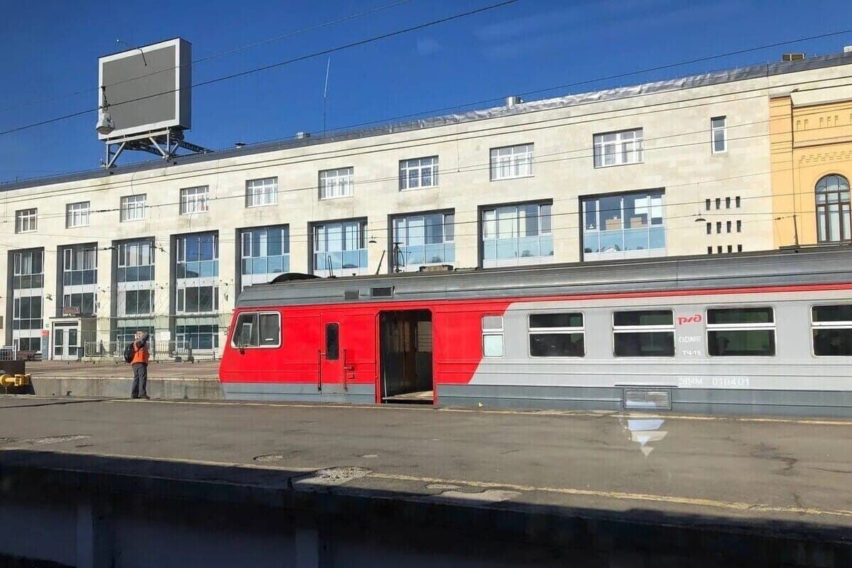 Пригородные электрички перейдут на зимний график с 25 октября