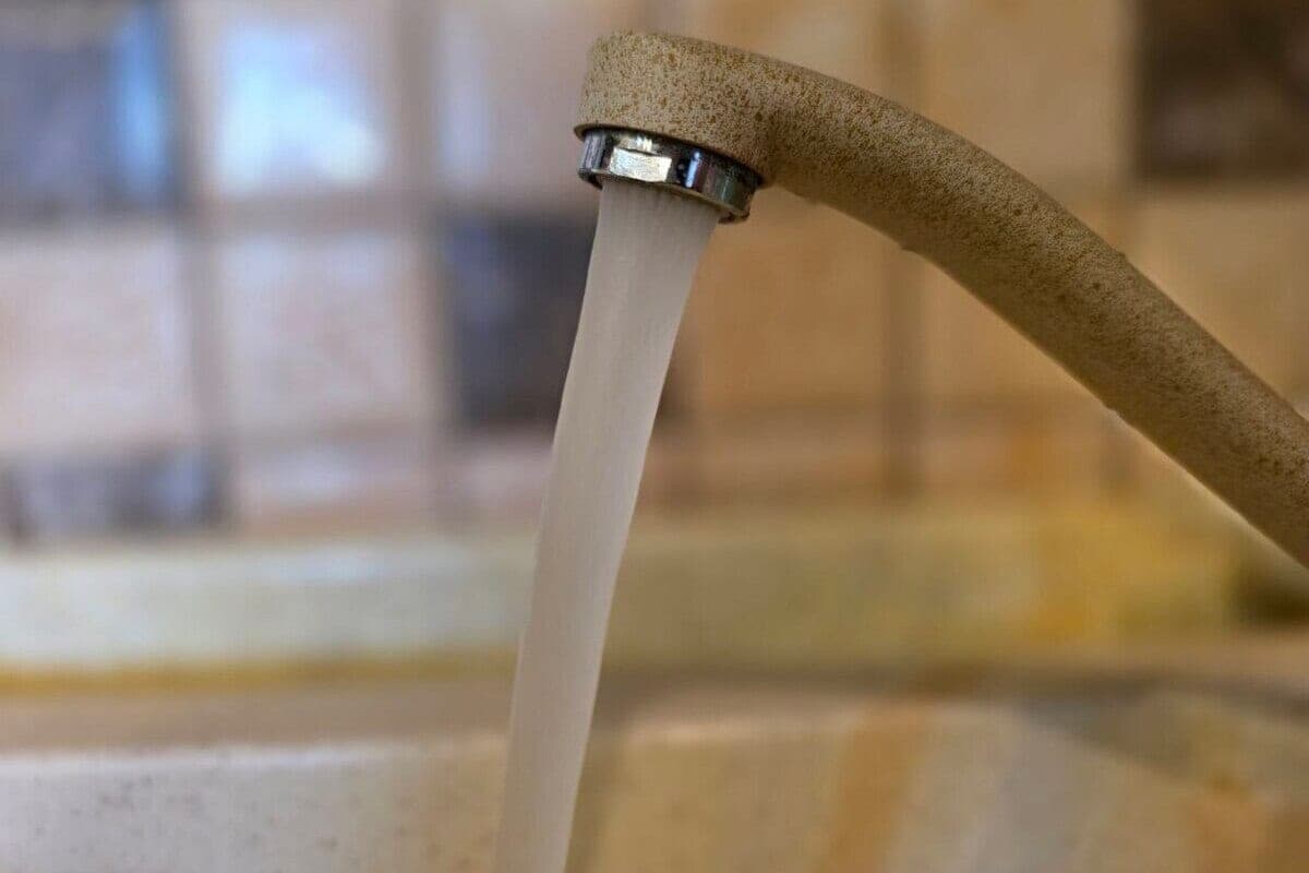 The court ordered the administration to restore water supply in Veselovka