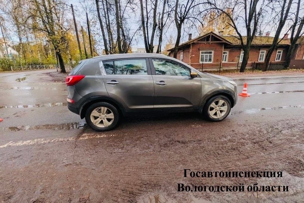 Inomark a frappé deux filles à un passage piétonnier à Babaevo