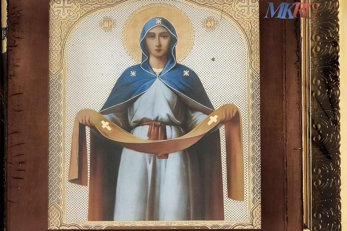 Orthodoxes Kaluga feiert die Fürsprache des Tages